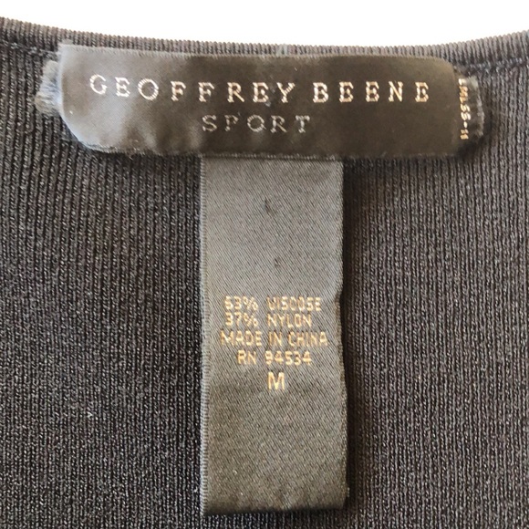 GEOFFREY BEENE CARDIGAN SWEATER WOMANS SIZE Medium. 3/4 sleeve - Picture 2 of 6